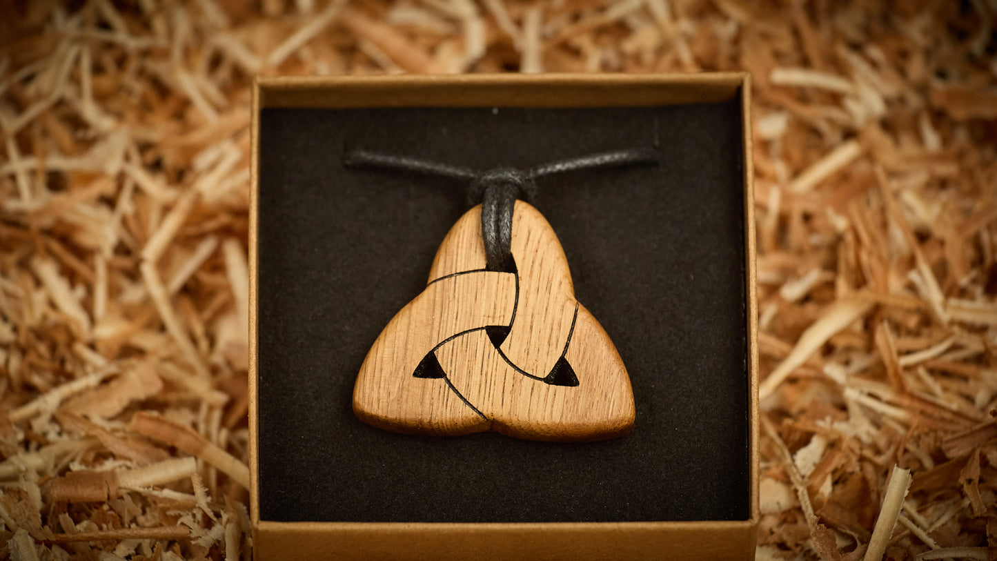 Celtic Knot Pendant- Wild Oak - Handmade Irish wooden jewellery - Hand sourced from Lough Gill Co Sligo