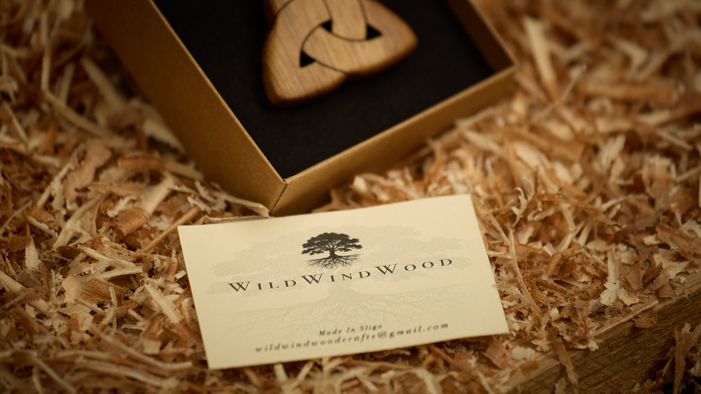 Celtic Knot Pendant- Wild Oak - Handmade Irish wooden jewellery - Hand sourced from Lough Gill Co Sligo