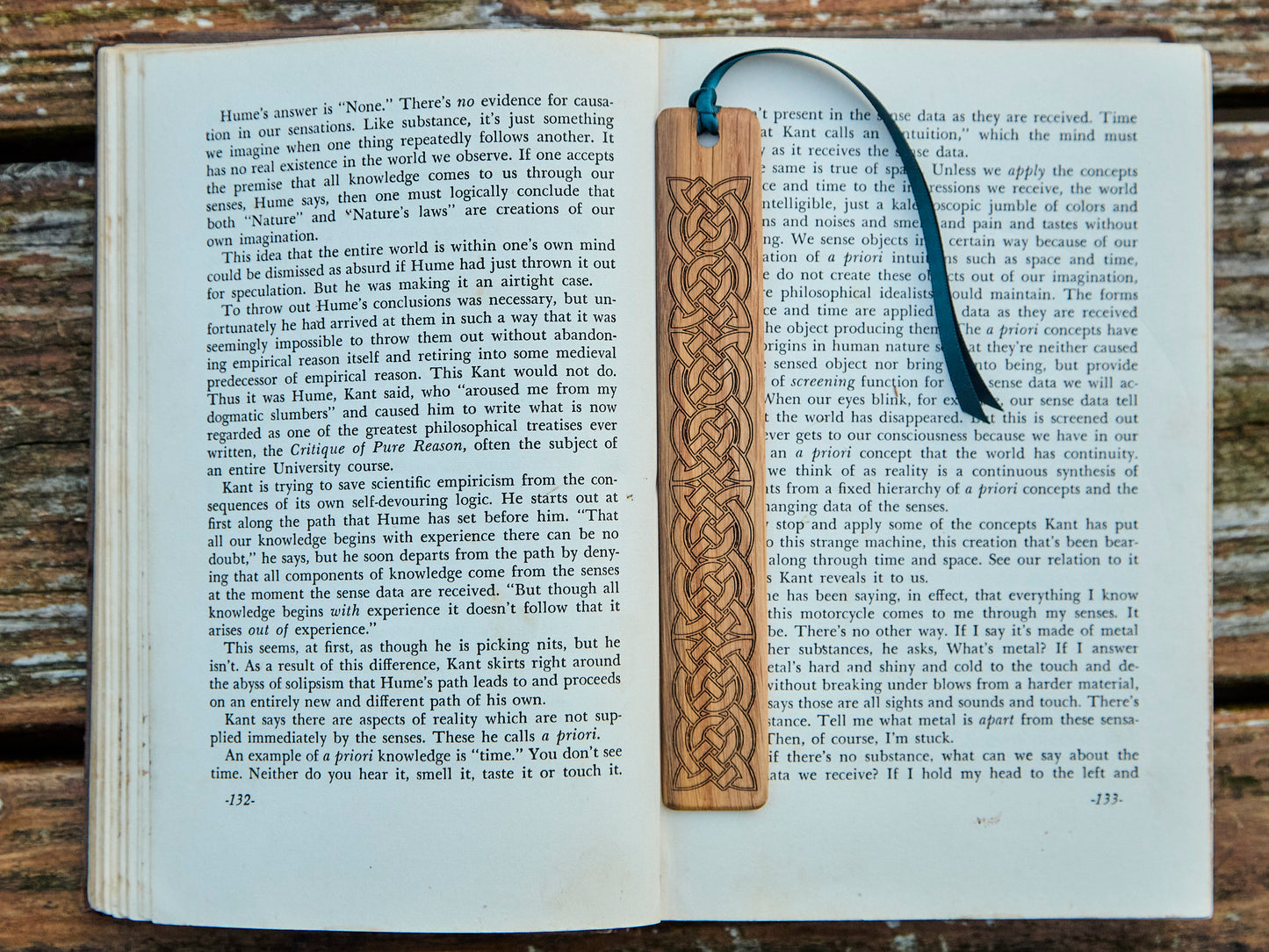 Celtic Knot Bookmark in Natural Oak Wood – Handmade Inspiring Celtic Gift - Made in Ireland